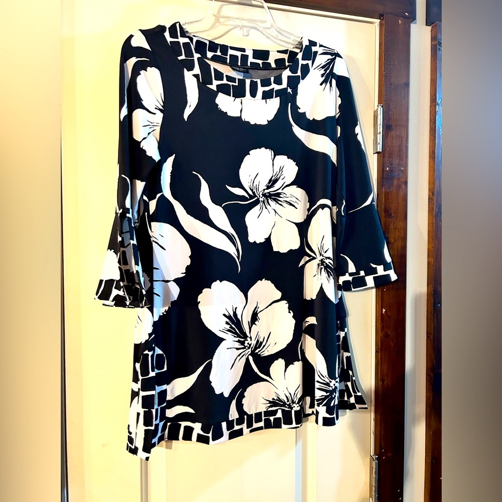 Tribal Brand Woman’s Tunic Top